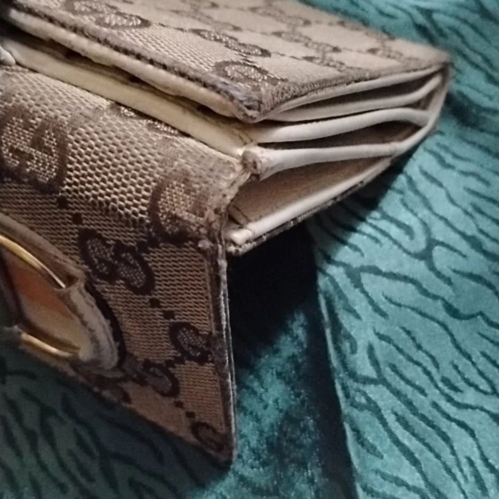 Gucci Horse Bit Wallet - Picture 9 of 11